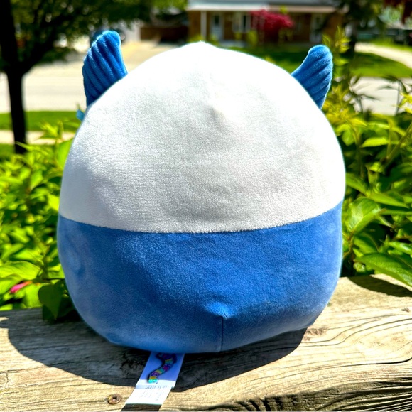 Squishmallow Yeti Horace 8” Discontinued Canadian Exclusive - Picture 2 of 5